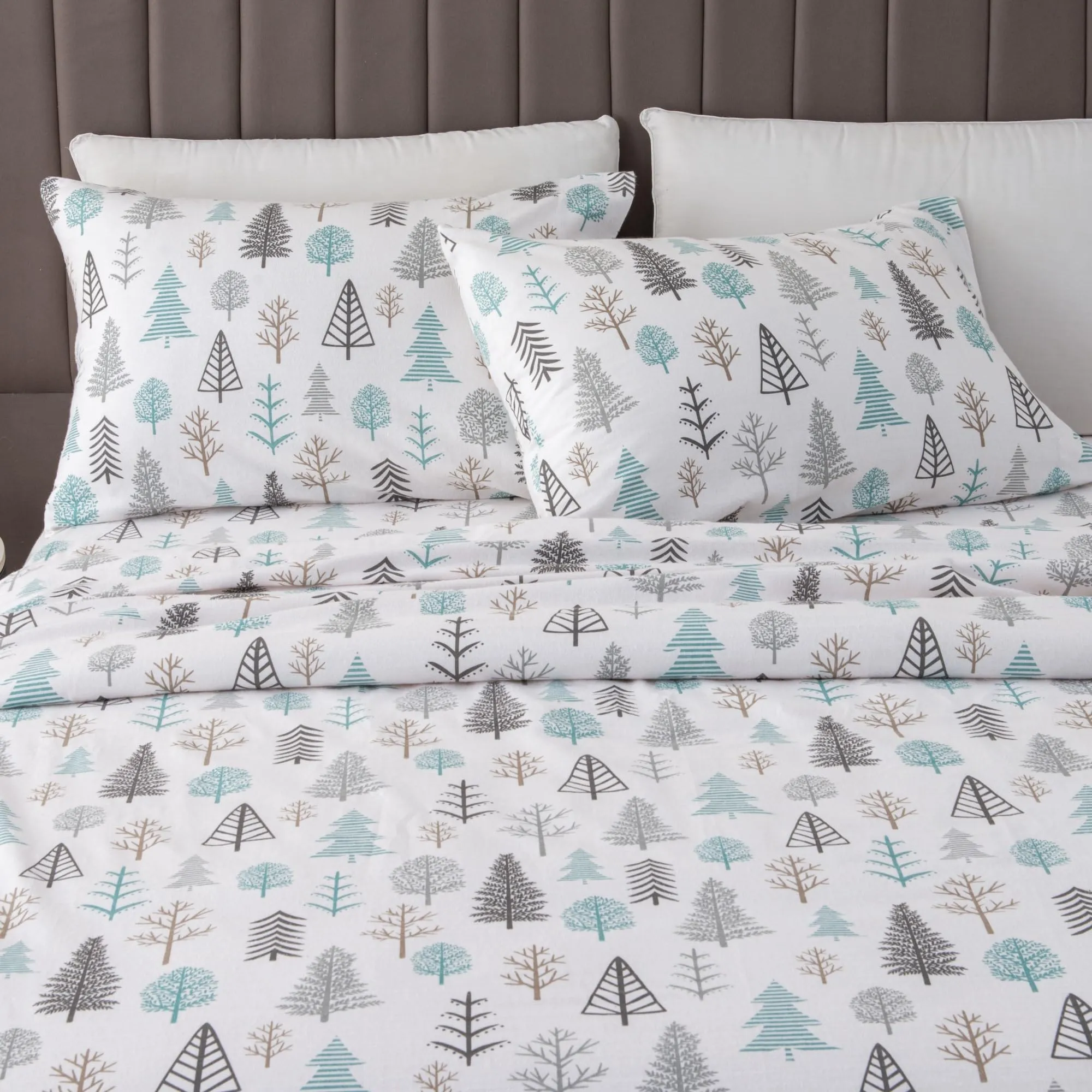 Great Bay Home Extra Soft Lodge Printed 100% Turkish Cotton Flannel Sheet Set. Warm, Cozy, Luxury Winter Bed Sheets. Lakeview Collection (Queen, Winter Forest)